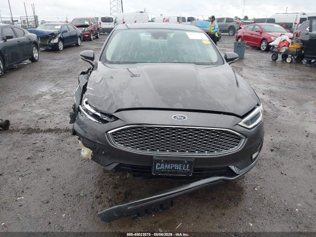 45023570 :رقم المزاد ، 3FA6P0D93KR116932 vin ، 2019 Ford Fusion Titanium مزاد بيع
