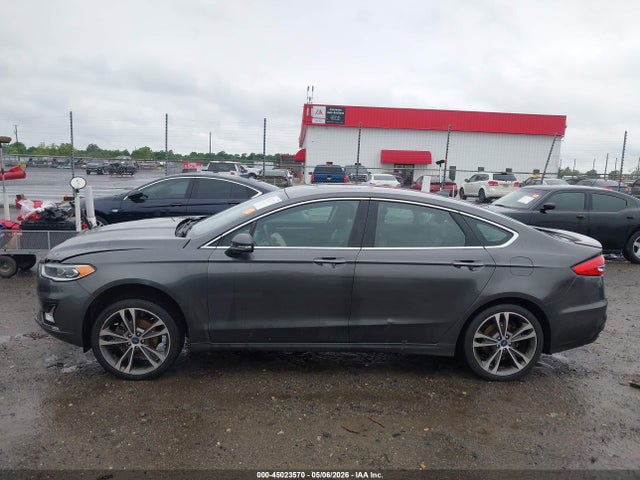 45023570 :رقم المزاد ، 3FA6P0D93KR116932 vin ، 2019 Ford Fusion Titanium مزاد بيع