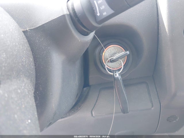 45023576 :رقم المزاد ، 5N1AR1NB6BC608340 vin ، 2011 Nissan Pathfinder S مزاد بيع