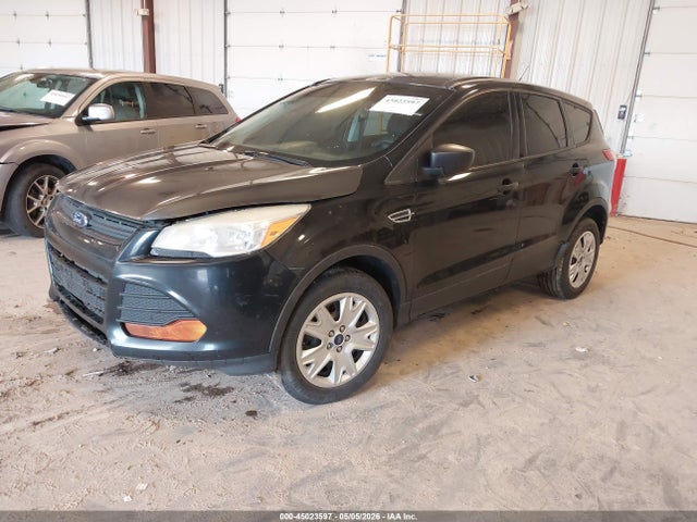 Продаж на аукціоні авто 2014 Ford Escape S, vin: 1FMCU0F76EUA40942, номер лоту: 45023597