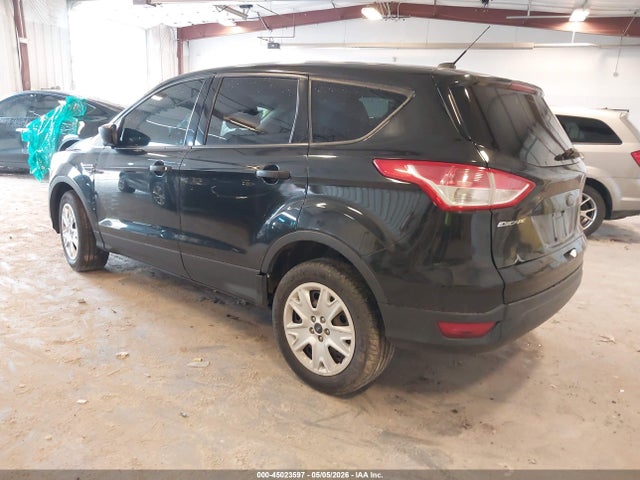 Продаж на аукціоні авто 2014 Ford Escape S, vin: 1FMCU0F76EUA40942, номер лоту: 45023597