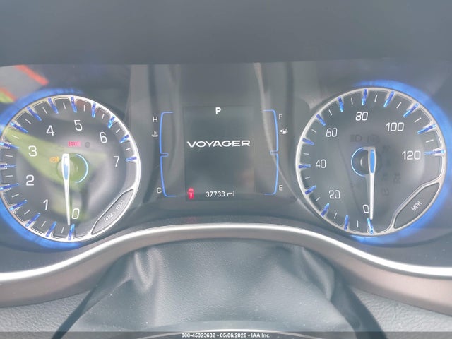 2023 Chrysler Voyager Lx მანქანა იყიდება აუქციონზე, vin: 2C4RC1CGXPR535740, აუქციონის ნომერი: 45023632