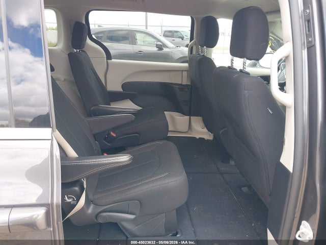 2023 Chrysler Voyager Lx მანქანა იყიდება აუქციონზე, vin: 2C4RC1CGXPR535740, აუქციონის ნომერი: 45023632
