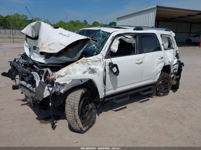 Продаж на аукціоні авто 2018 Toyota 4runner Trd Off Road Premium, vin: JTEBU5JR7J5526388, номер лоту: 45023633
