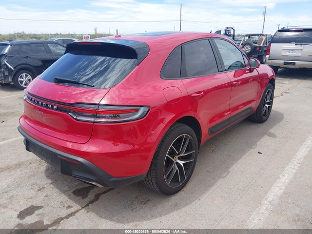 Porsche Macan T 2025 WP1AA2A52SLB13665 Image 4