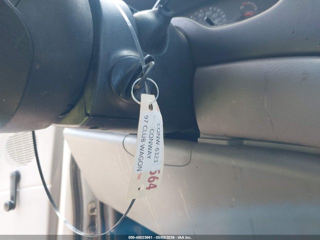 45023661 :رقم المزاد ، 1FBJS31L8VHA56323 vin ، 1997 Ford Club Wagon Xl/xlt مزاد بيع