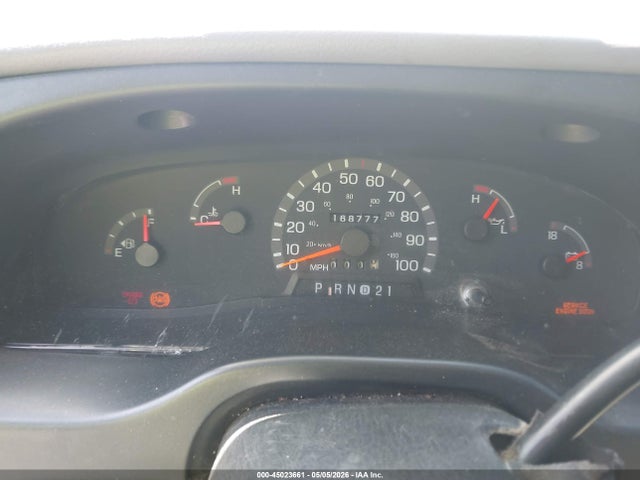 45023661 :رقم المزاد ، 1FBJS31L8VHA56323 vin ، 1997 Ford Club Wagon Xl/xlt مزاد بيع