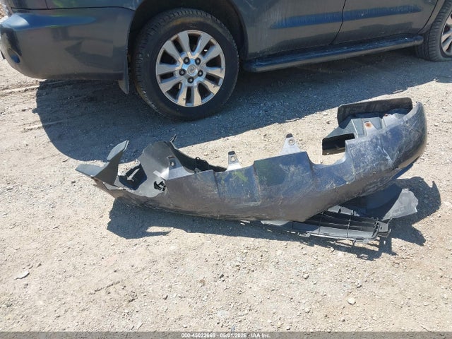 2008 Toyota Sequoia Platinum 5.7l V8 მანქანა იყიდება აუქციონზე, vin: 5TDBY67A98S022025, აუქციონის ნომერი: 45023668
