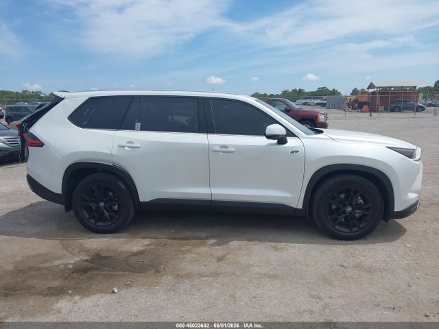 Toyota Grand Highlander Limited 2025 5TDAAAB55SS073364 Image 13