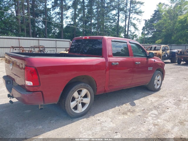 45023687 :رقم المزاد ، 1C6RR6KG1FS675869 vin ، 2015 Ram 1500 Express مزاد بيع