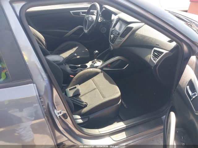Продажа на аукционе авто 2017 Hyundai Veloster, vin: KMHTC6AD0HU306477, номер лота: 45023701