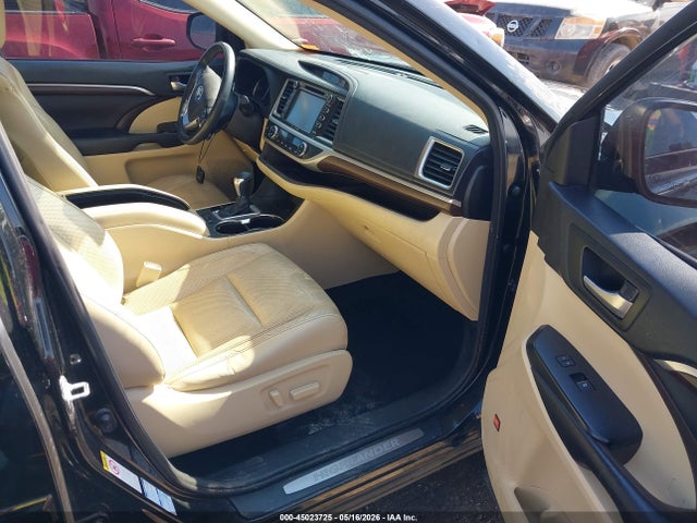45023725 :رقم المزاد ، 5TDDKRFH7GS328763 vin ، 2016 Toyota Highlander Limited Platinum V6 مزاد بيع