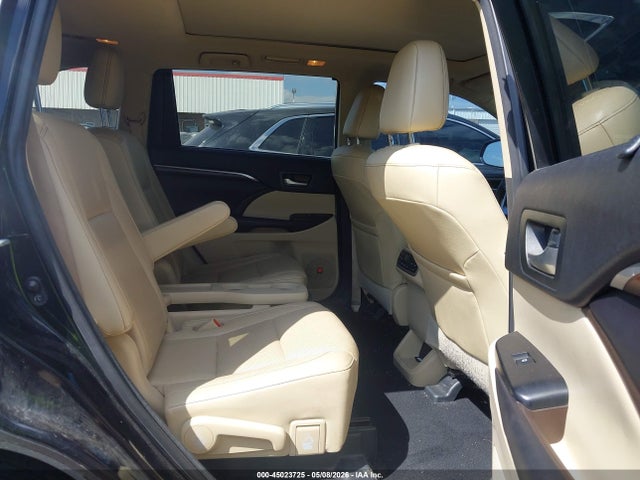 45023725 :رقم المزاد ، 5TDDKRFH7GS328763 vin ، 2016 Toyota Highlander Limited Platinum V6 مزاد بيع