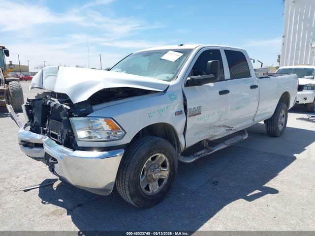 45023745 :رقم المزاد ، 3C6UR5HJ0JG209194 vin ، 2018 Ram 2500 مزاد بيع