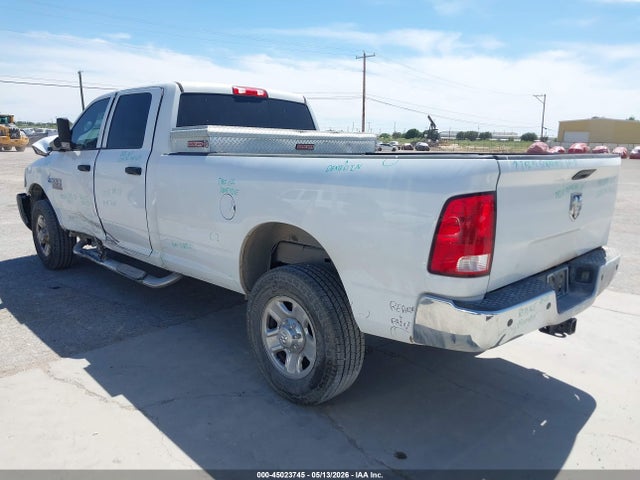 45023745 :رقم المزاد ، 3C6UR5HJ0JG209194 vin ، 2018 Ram 2500 مزاد بيع