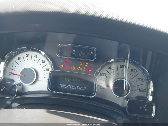 45023767 :رقم المزاد ، 1FMJK2A58DEF63290 vin ، 2013 Ford Expedition El Limited مزاد بيع
