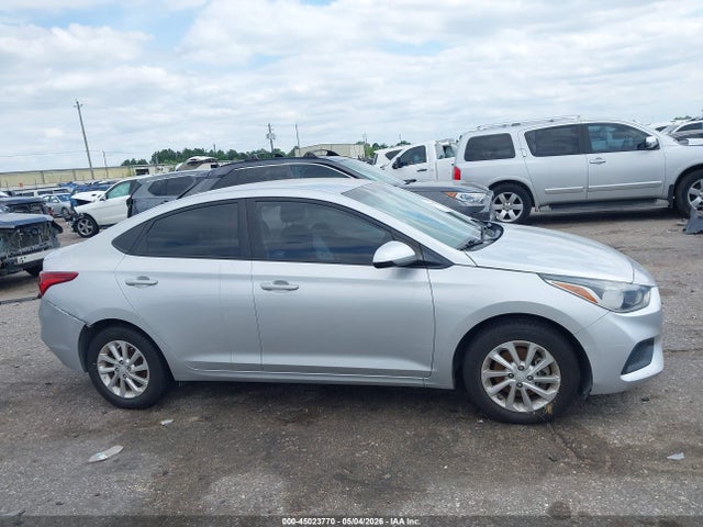 Продажа на аукционе авто 2018 Hyundai Accent Sel, vin: 3KPC24A32JE028303, номер лота: 45023770