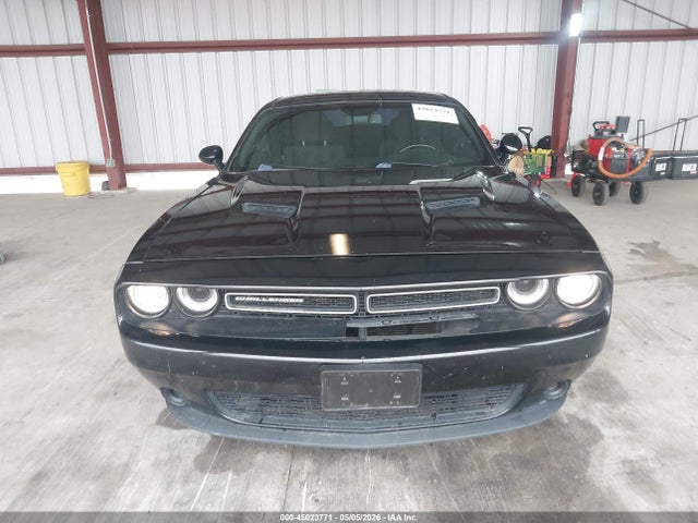 45023771 :رقم المزاد ، 2C3CDZAG4HH589146 vin ، 2017 Dodge Challenger Sxt مزاد بيع