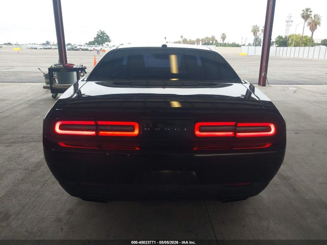 45023771 :رقم المزاد ، 2C3CDZAG4HH589146 vin ، 2017 Dodge Challenger Sxt مزاد بيع