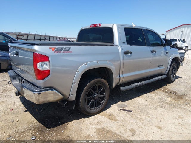 Aukcja sprzedaży 2017 Toyota Tundra Sr5 5.7l V8, vin: 5TFDW5F13HX673638, numer aukcji: 45023788