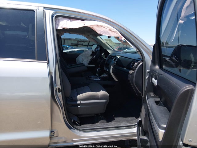 Aukcja sprzedaży 2017 Toyota Tundra Sr5 5.7l V8, vin: 5TFDW5F13HX673638, numer aukcji: 45023788