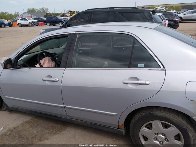 45023823 :رقم المزاد ، 1HGCM56465A186106 vin ، 2005 Honda Accord 2.4 Lx مزاد بيع