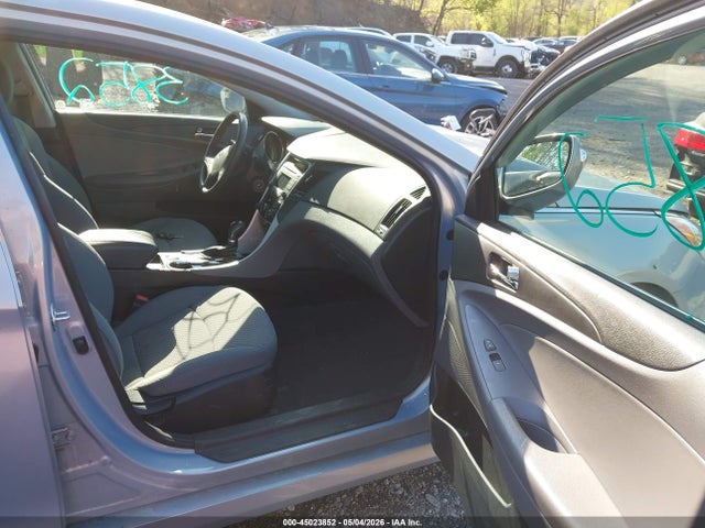 Продажа на аукционе авто 2014 Hyundai Sonata Gls, vin: 5NPEB4AC0EH907177, номер лота: 45023852