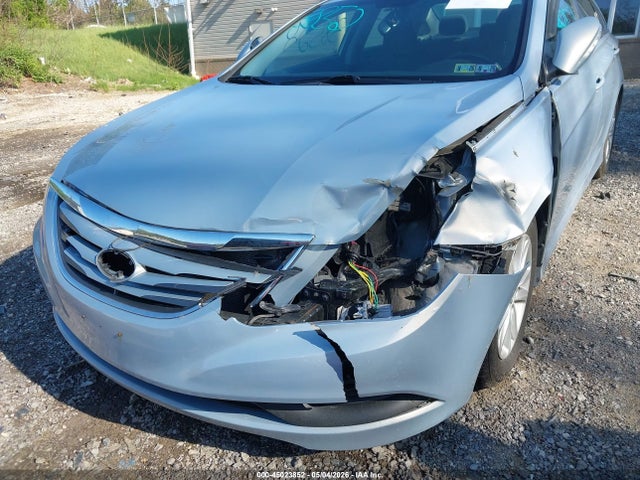 Продажа на аукционе авто 2014 Hyundai Sonata Gls, vin: 5NPEB4AC0EH907177, номер лота: 45023852