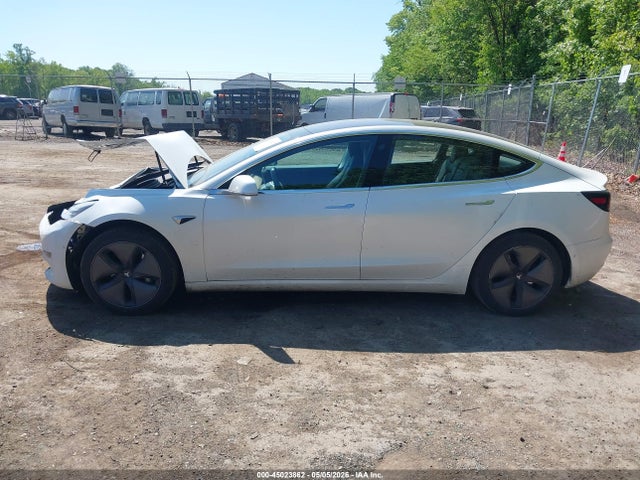 Продаж на аукціоні авто 2018 Tesla Model 3 Long Range/mid Range, vin: 5YJ3E1EA1JF161689, номер лоту: 45023862
