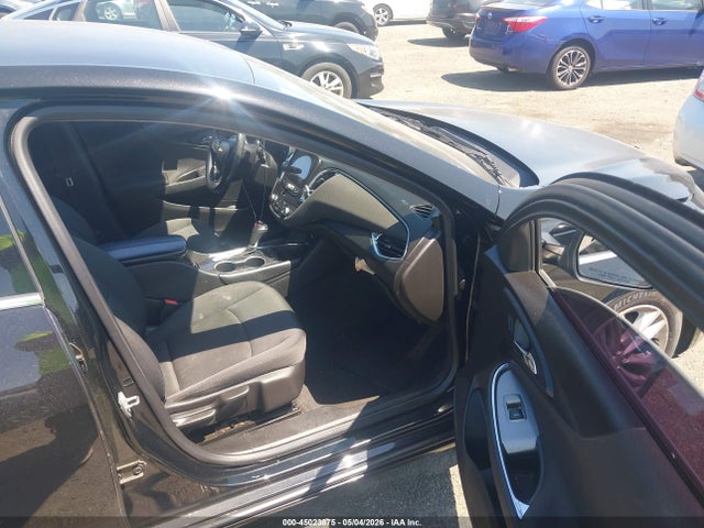 Продажа на аукционе авто 2016 Chevrolet Malibu 1lt, vin: 1G1ZE5ST6GF207716, номер лота: 45023875