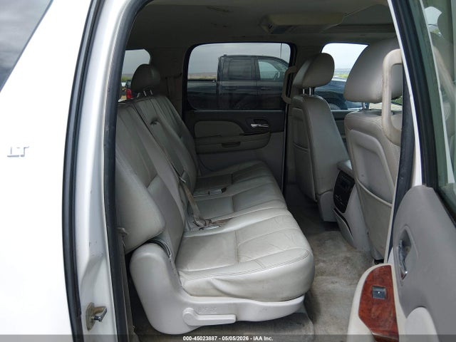 Продажа на аукционе авто 2010 Chevrolet Suburban 1500 Lt1, vin: 1GNUKJE33AR226204, номер лота: 45023887