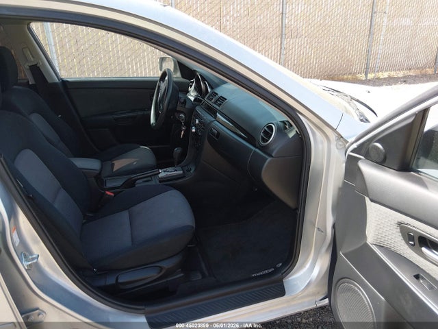 2006 Mazda Mazda3 I მანქანა იყიდება აუქციონზე, vin: JM1BK32G061514013, აუქციონის ნომერი: 45023899