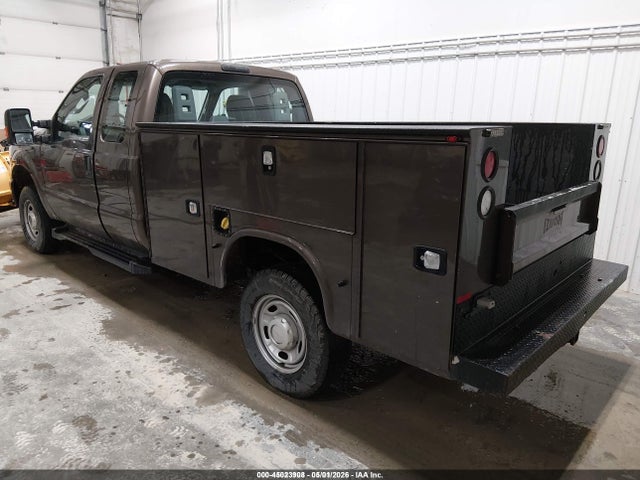 Ford F-350 Xl 2016 1FD8X3B62GED31592 Image 3
