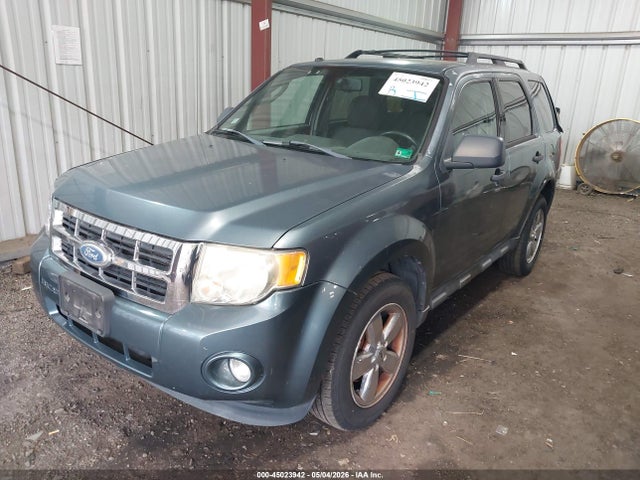 45023942 :رقم المزاد ، 1FMCU9D79BKA53330 vin ، 2011 Ford Escape Xlt مزاد بيع