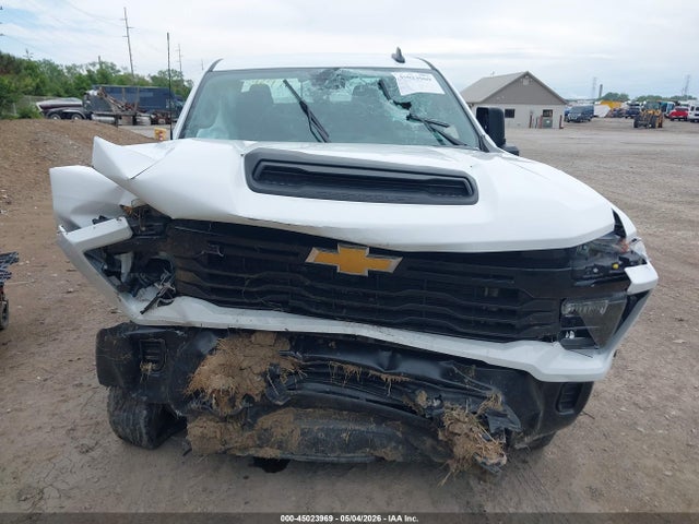 45023969 :رقم المزاد ، 2GC4YLE75R1131413 vin ، 2024 Chevrolet Silverado 2500hd 4wd  Standard Bed Work Truck مزاد بيع