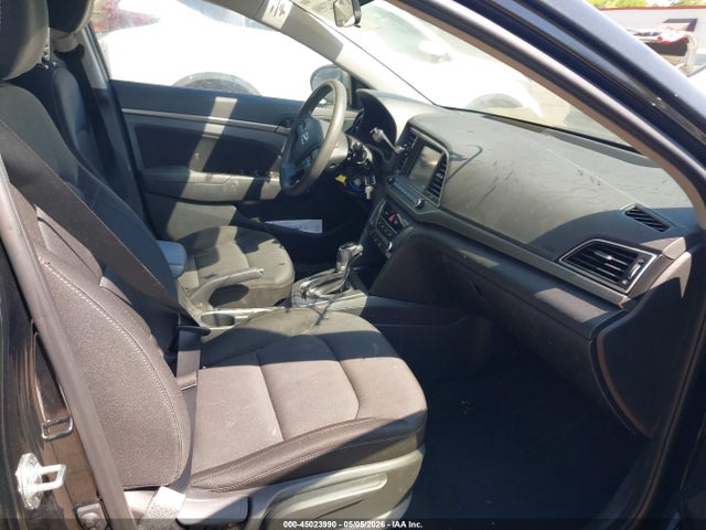 45023990 :رقم المزاد ، 5NPD84LF7JH232827 vin ، 2018 Hyundai Elantra Sel مزاد بيع