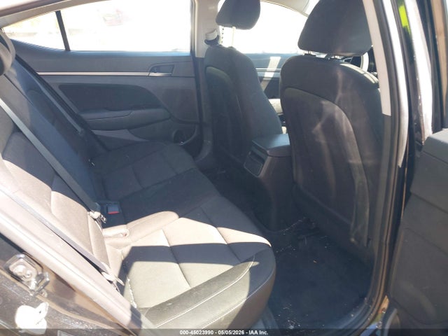 45023990 :رقم المزاد ، 5NPD84LF7JH232827 vin ، 2018 Hyundai Elantra Sel مزاد بيع
