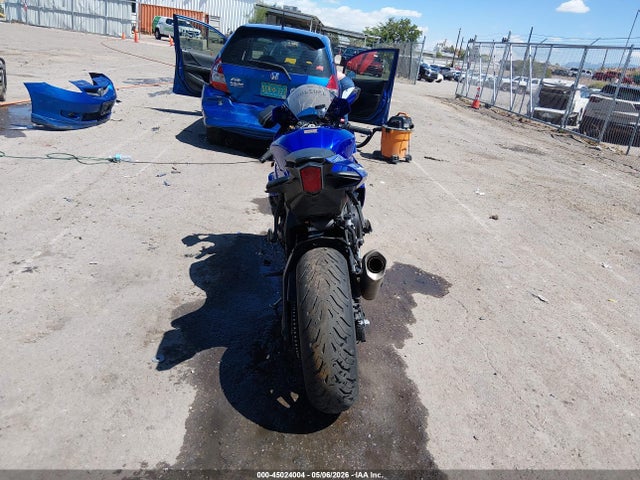 Yamaha YZFR1 2024 JYARN66E7RA004709 Image 6