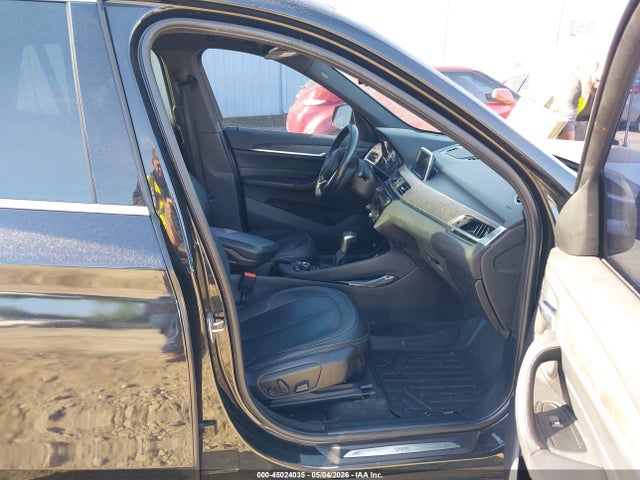 Продажа на аукционе авто 2016 Bmw X1 Xdrive28i, vin: WBXHT3C36G5E52460, номер лота: 45024035