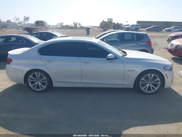 45024059 :رقم المزاد ، WBA5B1C51GG130431 vin ، 2016 Bmw 535i مزاد بيع