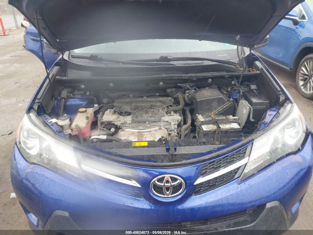 45024073 :رقم المزاد ، 2T3BFREV7FW368549 vin ، 2015 Toyota Rav4 Le مزاد بيع