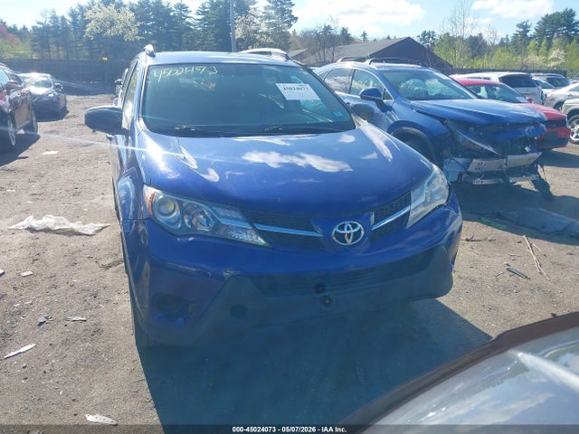 45024073 :رقم المزاد ، 2T3BFREV7FW368549 vin ، 2015 Toyota Rav4 Le مزاد بيع