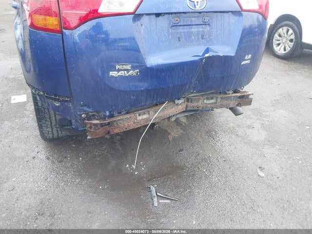 45024073 :رقم المزاد ، 2T3BFREV7FW368549 vin ، 2015 Toyota Rav4 Le مزاد بيع