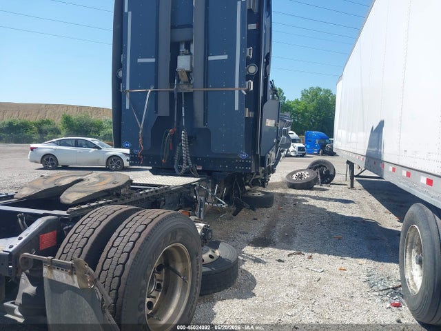 Volvo VNL 2022 4V4NC9UG0NN318708 Image 4