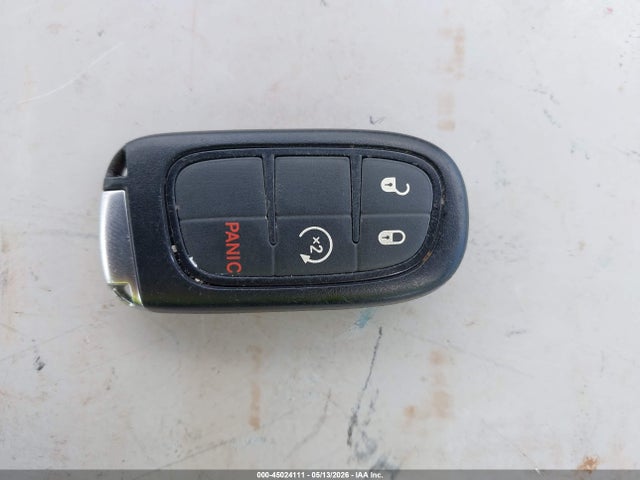 2014 Jeep Cherokee Limited მანქანა იყიდება აუქციონზე, vin: 1C4PJMDB0EW282160, აუქციონის ნომერი: 45024111