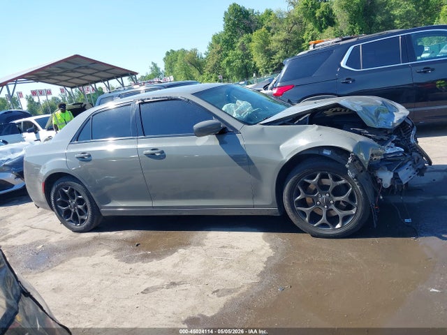 2019 Chrysler 300 300s Awd მანქანა იყიდება აუქციონზე, vin: 2C3CCAGG0KH586313, აუქციონის ნომერი: 45024114