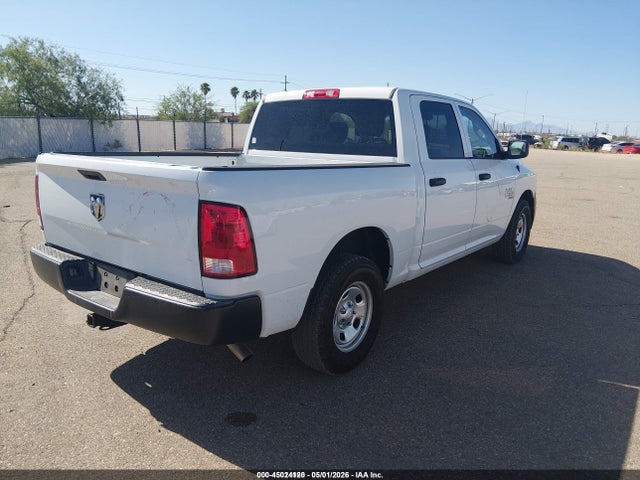 3C6RR6KG3LG269739 RAM 1500 Classic Tradesman 4x2 5&#039;7 Box