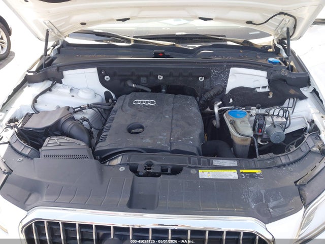 WA1C2AFP7HA002586 Audi Q5 2.0t Premium
