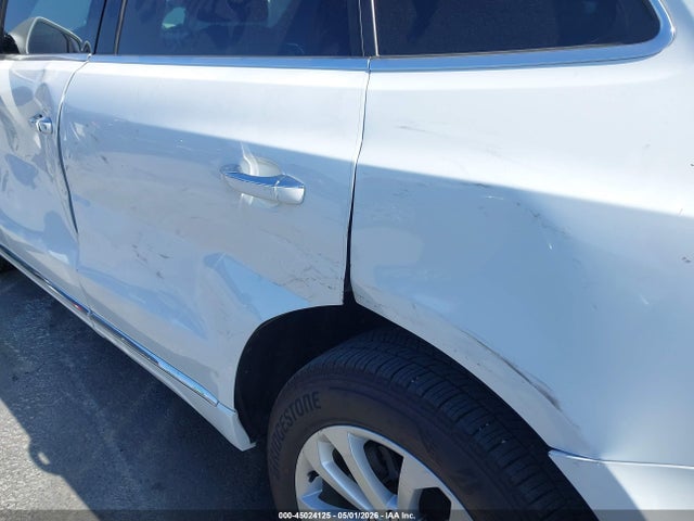 WA1C2AFP7HA002586 Audi Q5 2.0t Premium