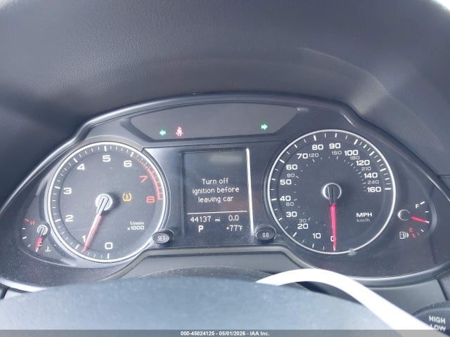 WA1C2AFP7HA002586 Audi Q5 2.0t Premium